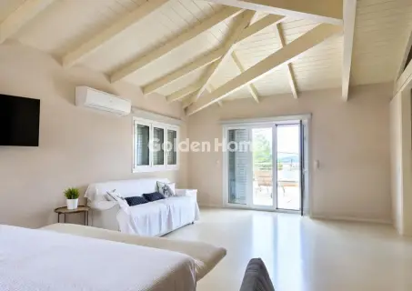 Independent Maisonette 280m<sup>2</sup> for sale photo 12