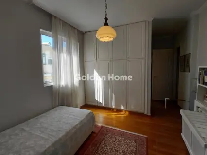 Floor Apartment 143m<sup>2</sup> for sale photo 3