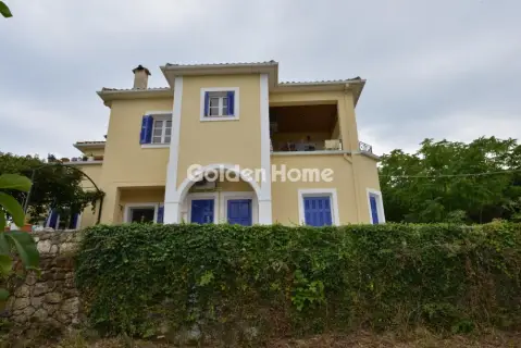 Residential 209m<sup>2</sup> for sale photo 5553280