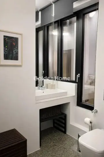 Floor Apartment 240m<sup>2</sup> for rent photo 22