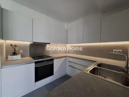 Floor Apartment 95m<sup>2</sup> for rent photo 3