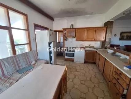 House 260m<sup>2</sup> for sale photo 4