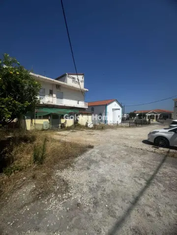 Store 300m<sup>2</sup> for sale photo 5560872
