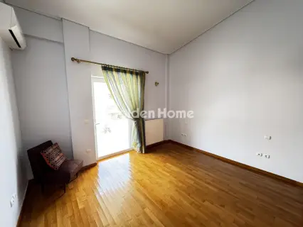 House 320m<sup>2</sup> for rent photo 11