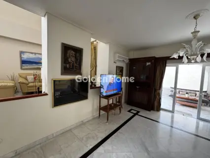 House 320m<sup>2</sup> for rent photo 4