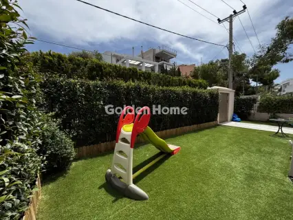 House 320m<sup>2</sup> for rent photo 40