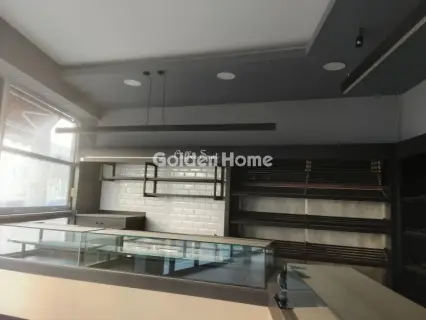 店铺 180m<sup>2</sup> for rent photo 4