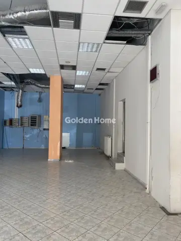 店铺 122m<sup>2</sup> for rent photo 1