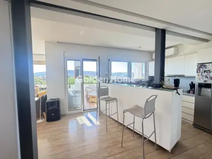 Floor Apartment 141m<sup>2</sup> for sale photo 4