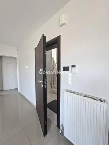 Floor Apartment 100m<sup>2</sup> for rent photo 53
