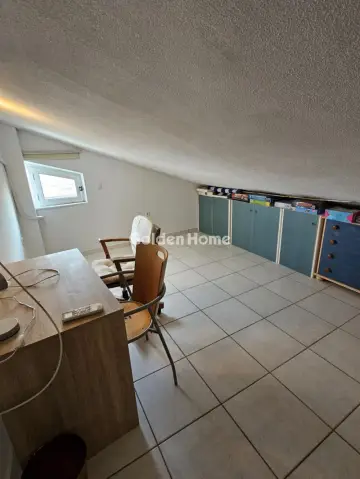 Floor Maisonette 200m<sup>2</sup> for sale photo 26