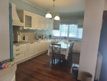 Independent Maisonette 240m<sup>2</sup> for rent photo 9
