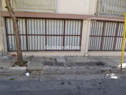 店铺 150m<sup>2</sup> for sale photo 2