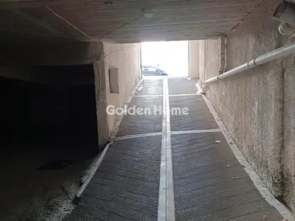 Πάρκιν 13τ.μ. προς πώληση φωτογραφία 3
