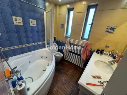 独立复式小屋 215m<sup>2</sup> for sale photo 43