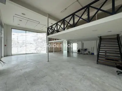 店铺 136m<sup>2</sup> for rent photo 4