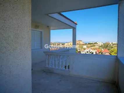 Floor Maisonette 185m<sup>2</sup> for rent photo 5557514