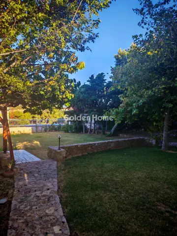 Floor Maisonette 185m<sup>2</sup> for rent photo 5557551
