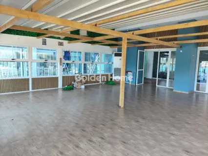 店铺 130m<sup>2</sup> for rent photo 2