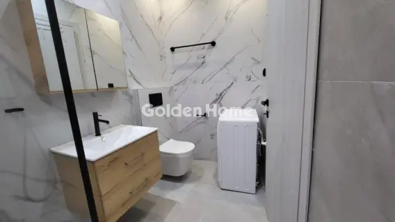 Studio 40m<sup>2</sup> for rent photo 5554200