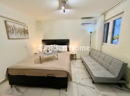 Studio 25m<sup>2</sup> for rent photo 5559922