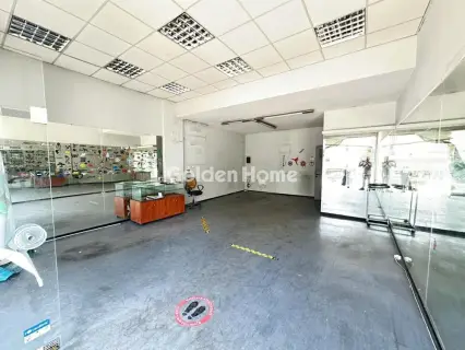 店铺 54m<sup>2</sup> for rent photo 3