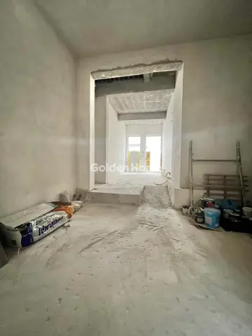 Office 75m<sup>2</sup> for rent photo 3