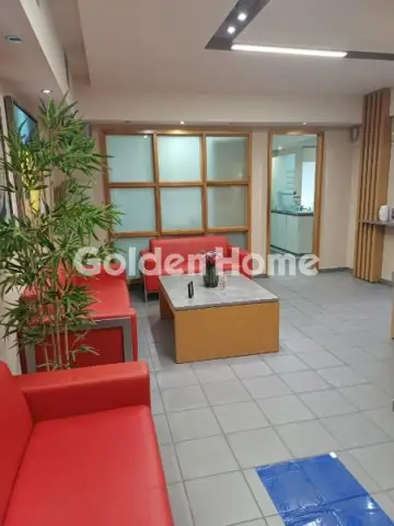 Office 82m<sup>2</sup> for rent photo 2