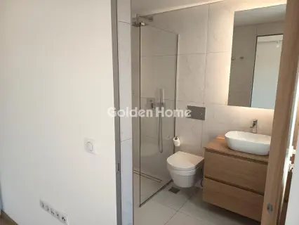 Floor Apartment 155m<sup>2</sup> for rent photo 10