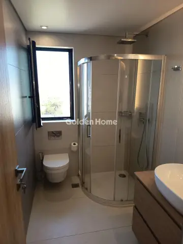Floor Apartment 155m<sup>2</sup> for rent photo 15