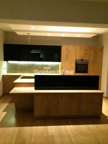 Floor Maisonette 200m<sup>2</sup> for rent photo 5