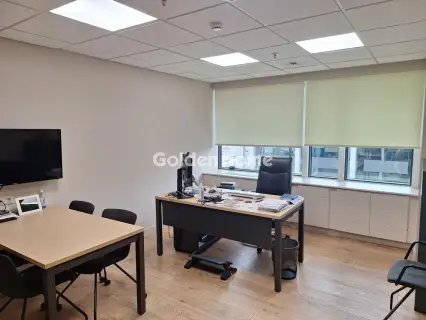 Office 600m<sup>2</sup> for rent photo 4