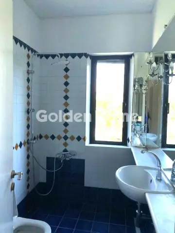 Floor Apartment 144m<sup>2</sup> for rent photo 16