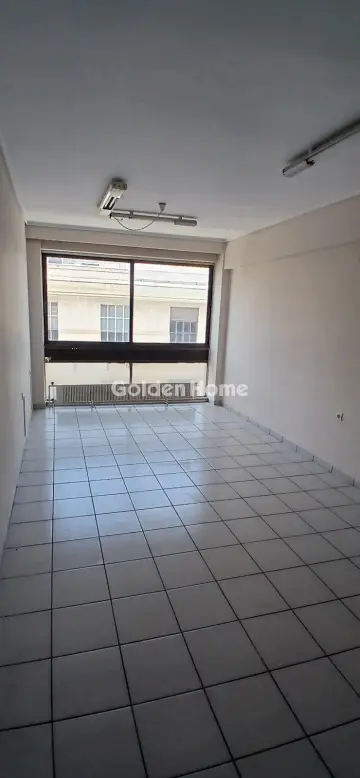 Office 36m<sup>2</sup> for rent photo 2