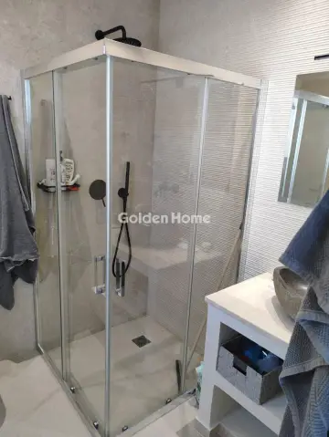 House 215m<sup>2</sup> for sale photo 32
