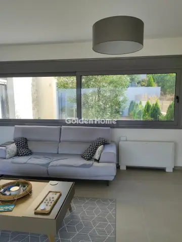 House 215m<sup>2</sup> for sale photo 39