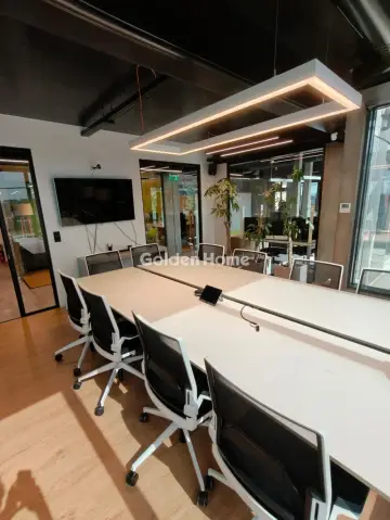 Office 348m<sup>2</sup> for rent photo 9