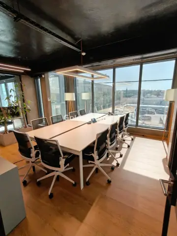 Office 348m<sup>2</sup> for rent photo 1