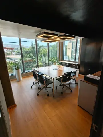 Office 348m<sup>2</sup> for rent photo 26