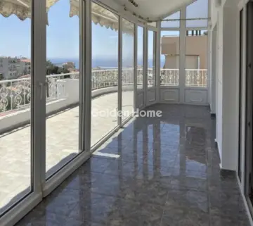 Independent Maisonette 142m<sup>2</sup> for rent photo 2