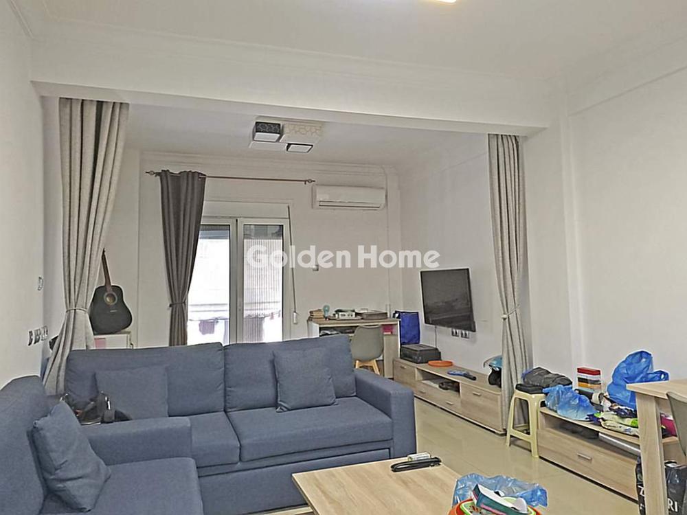 apartment in Exarchia - Neapoli — Photo 2 of 18