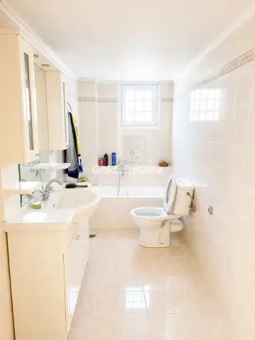 Independent Maisonette 190m<sup>2</sup> for sale photo 5