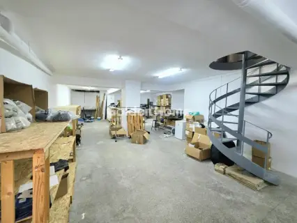 店铺 90m<sup>2</sup> for rent photo 9