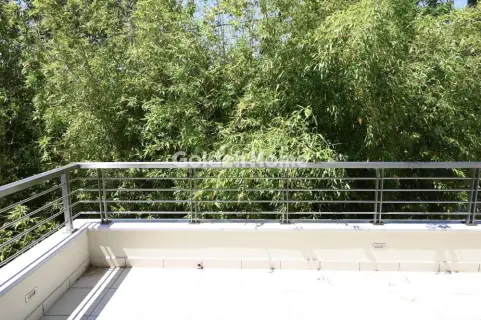 Independent Maisonette 350m<sup>2</sup> for rent photo 8