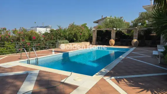 Μονοκατοικία 210τ.μ. προς πώληση φωτογραφία 4