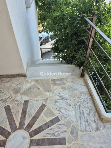 Floor Apartment 120m<sup>2</sup> for rent photo 2