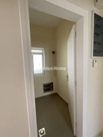 Floor Apartment 122m<sup>2</sup> for rent photo 17