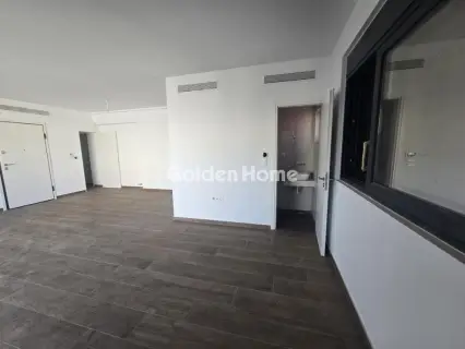 Floor Apartment 117m<sup>2</sup> for rent photo 5