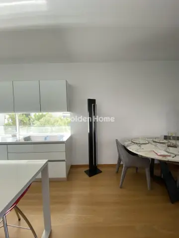 Floor Apartment 135m<sup>2</sup> for rent photo 5595915