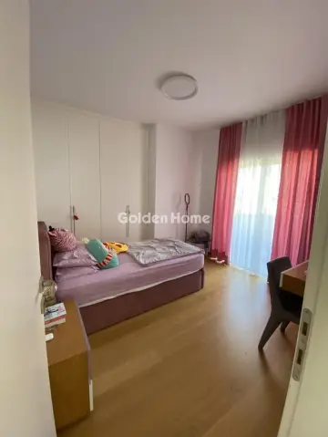 Floor Apartment 135m<sup>2</sup> for rent photo 5595918
